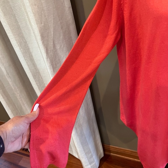 New York & Company Pinky Coral V-neck Hooded Asymmetrical sweater, Size Large - Picture 4 of 8